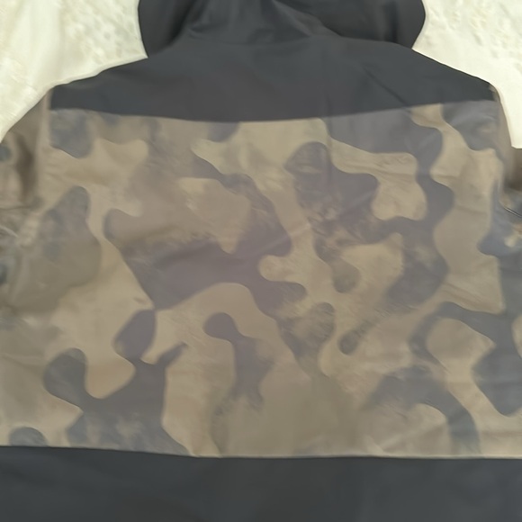 Quick silver ski jacket - Picture 7 of 9